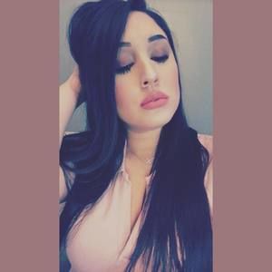 Meet your Posher, Cristina